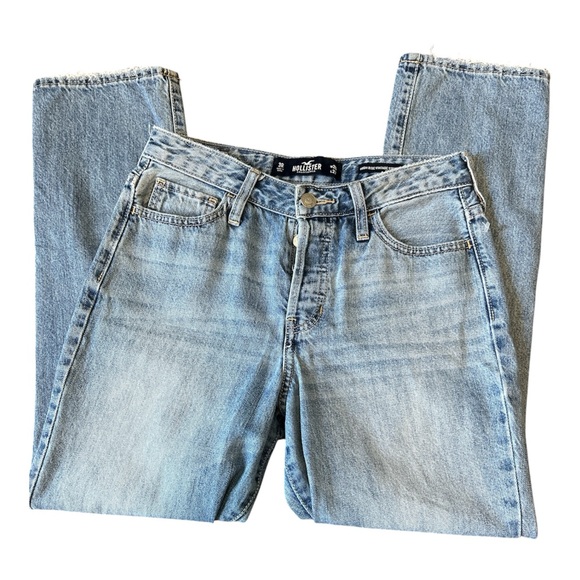 Hollister Women High Rise Vintage Straight Light Wash Jeans Size 3R - Picture 3 of 6